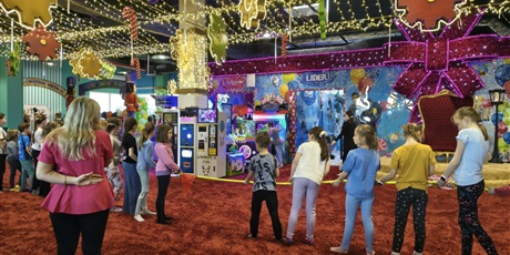 Powiększ grafikę: polkolonie-zimowe-w-naszej-szkole-672354.jpg