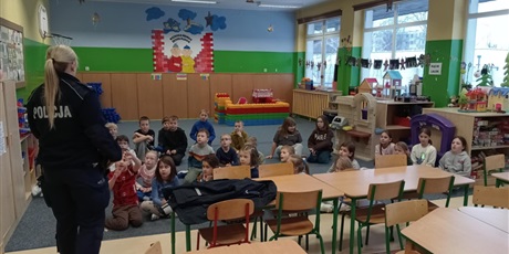 Powiększ grafikę: polkolonie-zimowe-w-naszej-szkole-672359.jpg