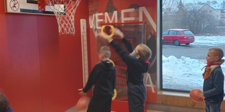 Powiększ grafikę: polkolonie-zimowe-w-naszej-szkole-672365.jpg