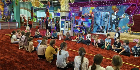 Powiększ grafikę: polkolonie-zimowe-w-naszej-szkole-672379.jpg