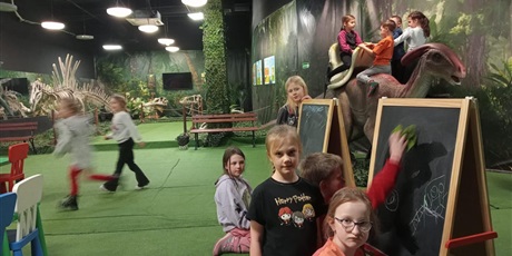 Powiększ grafikę: polkolonie-zimowe-w-naszej-szkole-672408.jpg