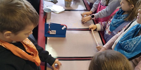 Powiększ grafikę: polkolonie-zimowe-w-naszej-szkole-672432.jpg