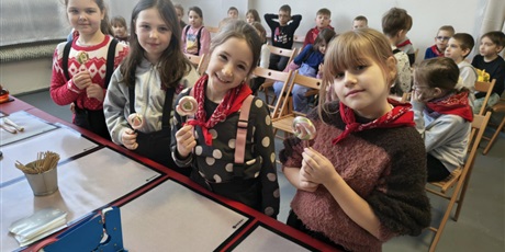 Powiększ grafikę: polkolonie-zimowe-w-naszej-szkole-672456.jpg