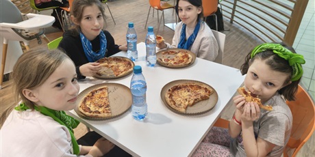 Powiększ grafikę: polkolonie-zimowe-w-naszej-szkole-672481.jpg