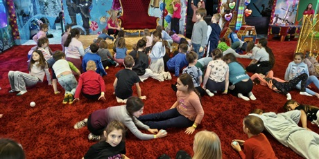 Powiększ grafikę: polkolonie-zimowe-w-naszej-szkole-672486.jpg