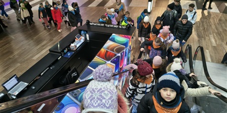 Powiększ grafikę: polkolonie-zimowe-w-naszej-szkole-672495.jpg