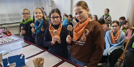 Powiększ grafikę: polkolonie-zimowe-w-naszej-szkole-672503.jpg