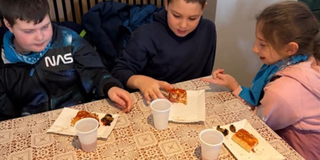 Powiększ grafikę: polkolonie-zimowe-w-naszej-szkole-672529.jpg