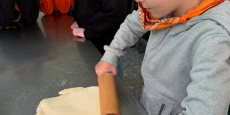 Powiększ grafikę: polkolonie-zimowe-w-naszej-szkole-672541.jpg