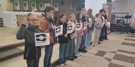 Powiększ grafikę: rekolekcje-wielkopostne-680592.jpg