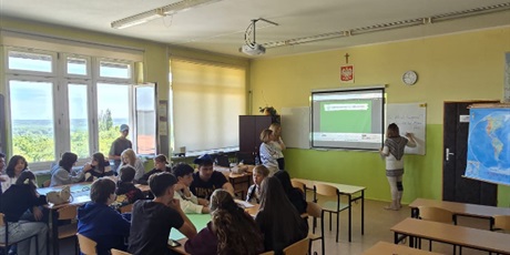 Powiększ grafikę: report-on-youth-mobility-in-gdansk-as-part-of-the-erasmus-project-we-are-the-same-despite-our-differences-713026.jpg