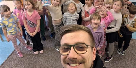 Powiększ grafikę: rytm-slowo-i-dobra-zabawa-warsztaty-z-mikserem-w-naszej-zerowce-674038.jpg