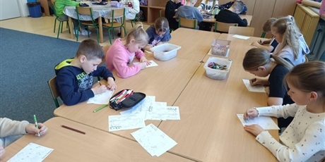 Powiększ grafikę: swiatowy-dzien-wody-w-naszej-swietlicy-614643.jpg
