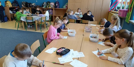 Powiększ grafikę: swiatowy-dzien-wody-w-naszej-swietlicy-614645.jpg