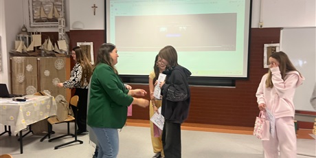 Powiększ grafikę: swieto-matematyki-683878.jpg