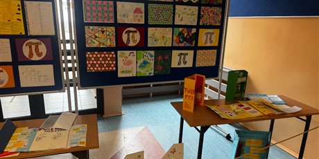 Powiększ grafikę: swieto-matematyki-683891.jpg