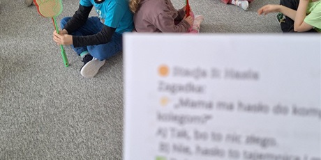 Powiększ grafikę: wielka-misja-malego-misia-dzien-bezpiecznego-internetu-w-0b-675595.jpg