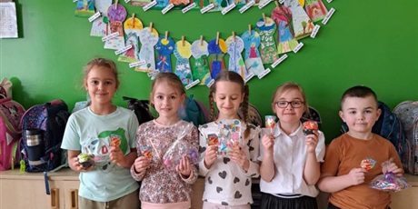 Powiększ grafikę: wiosenne-konkursy-w-swietlicy-klas-pierwszych-614664.jpg