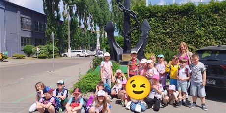 Powiększ grafikę: wizyta-grupy-0a-w-stoczni-remontowej-700022.jpg